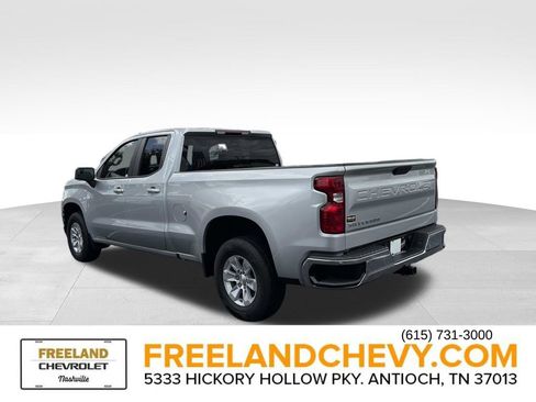 Used 2021 Chevrolet Silverado 1500 LT w/ Bed Protection Package RWD image 5