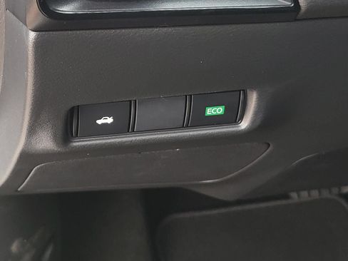 New 2027 Nissan Sentra S w/ Floor Mat Package FWD image 17