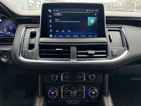 Used 2023 Chevrolet Suburban RST image 13