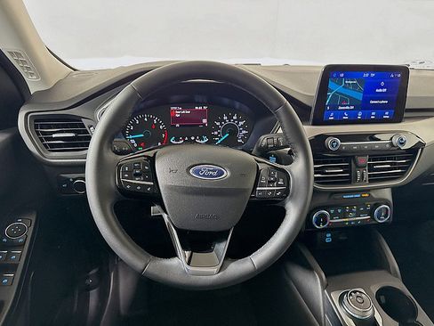 Used 2022 Ford Escape SE w/ SE Sport Appearance Package AWD/4WD image 23