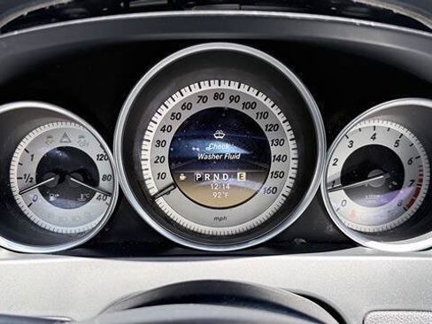 Used 2012 Mercedes-Benz C 250 Sedan image 6