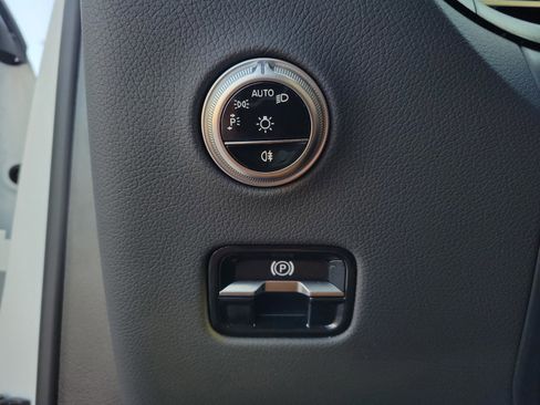 Certified 2026 Mercedes-Benz GLC 300 image 20