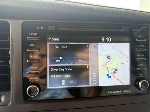 Used 2019 Toyota Sienna XLE w/ XLE Navigation Package AWD/4WD image 30