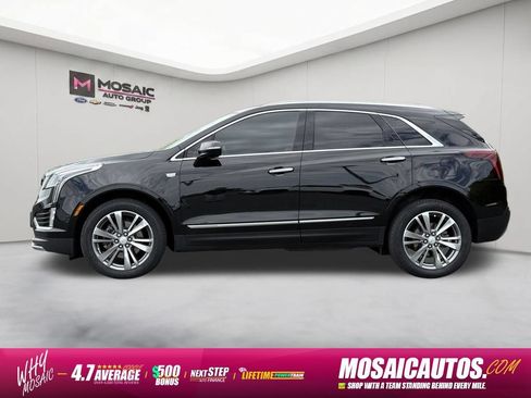 Used 2021 Cadillac XT5 Premium Luxury w/ LPO, Floor Liner Package AWD/4WD image 4