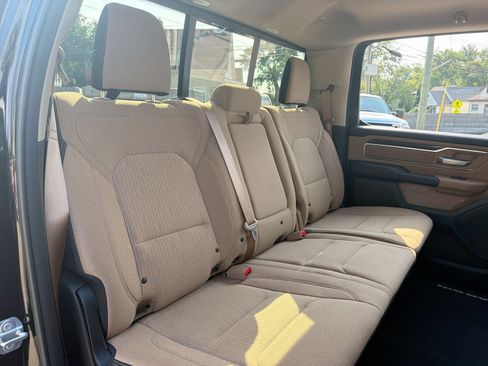 Used 2019 RAM 1500 Big Horn AWD/4WD image 21