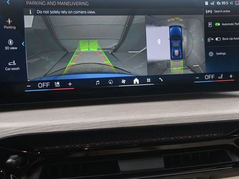 New 2025 BMW 330i Sedan w/ M Sport Package image 32