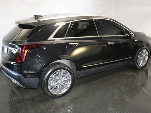 Certified 2024 Cadillac XT5 Premium Luxury w/ Technology Package AWD/4WD image 5