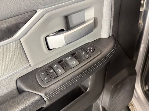 Used 2019 RAM 2500 Big Horn AWD/4WD image 18