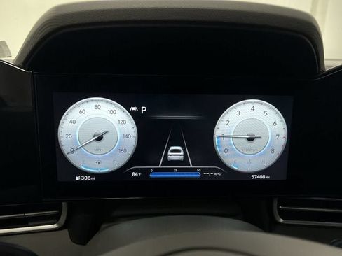 Used 2023 Hyundai Elantra SEL w/ Convenience Package FWD image 12