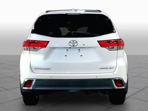Used 2017 Toyota Highlander Limited AWD/4WD image 5