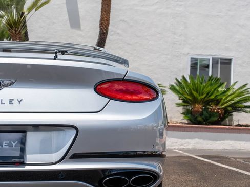 Used 2023 Bentley Continental GT V8 AWD/4WD image 33