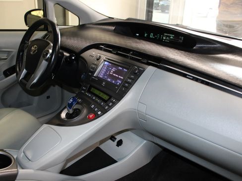 Used 2012 Toyota Prius Four FWD image 26