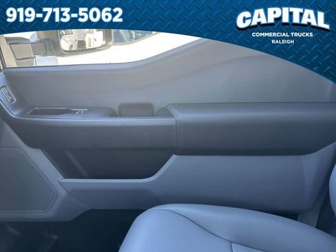 New 2026 Ford F250 XL w/ XL Chrome Package image 29
