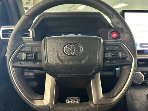 Certified 2024 Toyota Tacoma TRD Sport AWD/4WD image 27