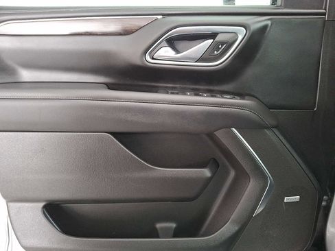 Used 2023 Chevrolet Tahoe LT w/ Luxury Package image 13