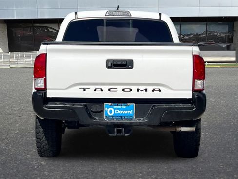 Used 2016 Toyota Tacoma SR5 w/ SR5 Appearance Package (SN) RWD image 8