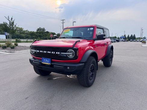 Certified 2022 Ford Bronco Wildtrak AWD/4WD image 2