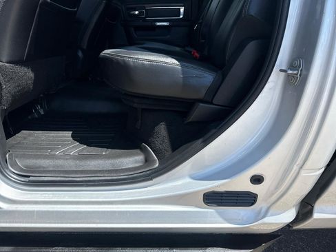 Used 2018 RAM 2500 Laramie AWD/4WD image 23