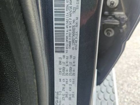Used 2019 RAM 1500 Big Horn RWD image 30