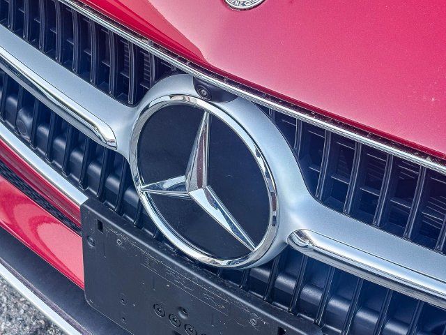 Used 2026 Mercedes-Benz C 300 Sedan image 9