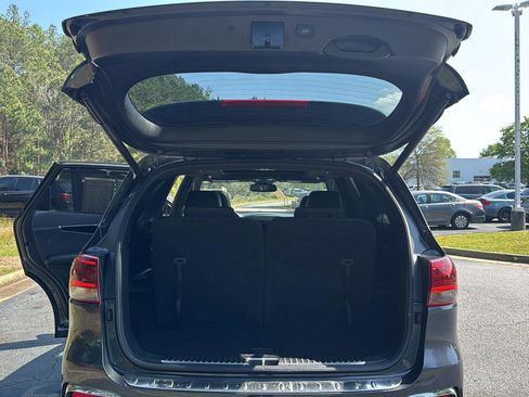 Used 2019 Kia Sorento SX image 25