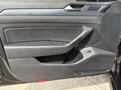 Used 2019 Volkswagen Arteon SE image 10