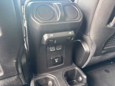 Certified 2020 Jeep Gladiator Rubicon image 15
