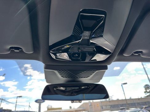 Used 2025 BMW X1 xDrive28i w/ Convenience Package image 34