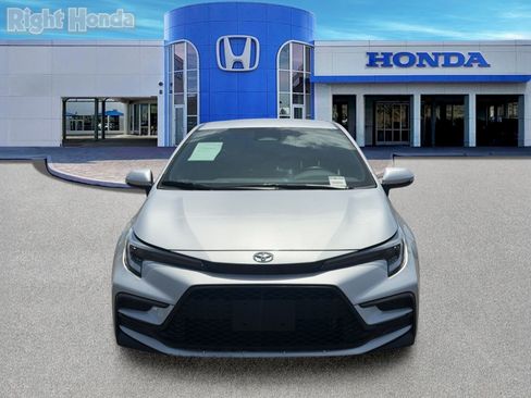 Used 2025 Toyota Corolla SE FWD image 10