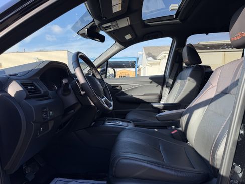 Used 2022 Honda Pilot TrailSport image 14