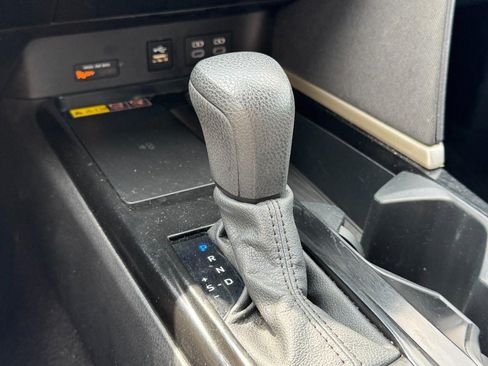 Used 2025 Toyota Camry LE FWD image 21
