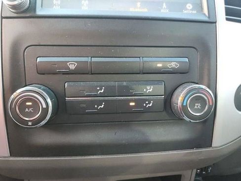 Used 2019 Nissan Frontier SV image 28