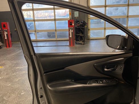 Certified 2023 Nissan Murano SL w/ SL Moonroof Package image 5