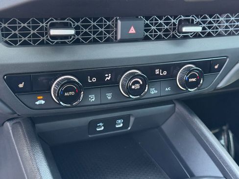 Certified 2025 Honda Accord SE image 24