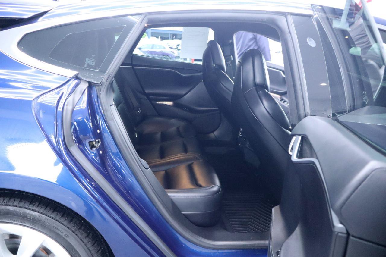 Used 2018 Tesla Model S 100D AWD/4WD image 35