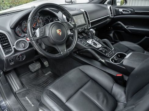 Used 2014 Porsche Cayenne Diesel image 10