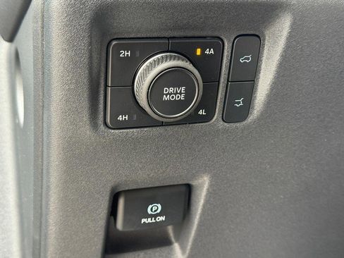 New 2026 Ford Expedition Platinum w/ Platinum Ultimate Package image 18