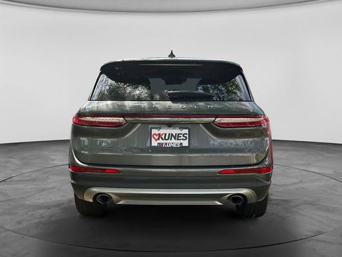 Used 2024 Lincoln Corsair AWD image 3