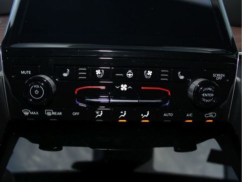 New 2025 Jeep Grand Cherokee Summit image 18