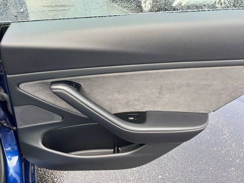 Used 2018 Tesla Model 3 Long Range image 24