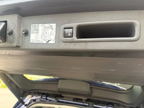 Used 2021 Toyota Sienna XLE w/ XLE Plus Package AWD/4WD image 49