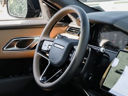 New 2026 Land Rover Range Rover Velar Autobiography AWD/4WD image 17