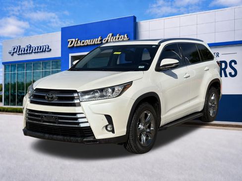Used 2019 Toyota Highlander Limited Platinum FWD image 3