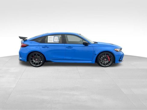 Used 2023 Honda Civic Type R image 8