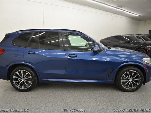 Used 2019 BMW X5 xDrive40i w/ M Sport Package AWD/4WD image 9