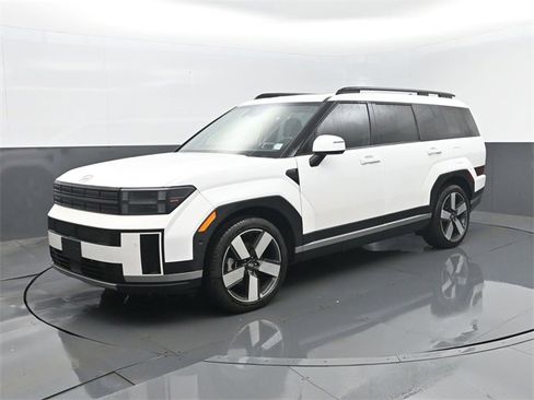 Used 2024 Hyundai Santa Fe Limited image 2