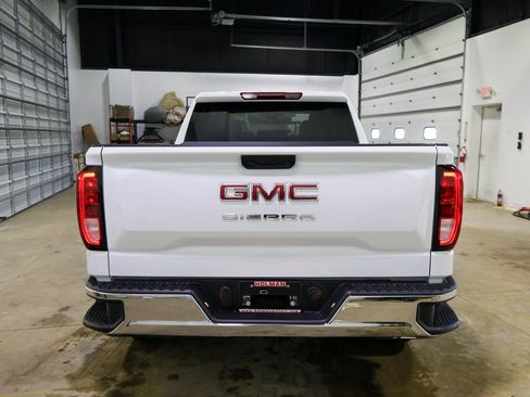 New 2026 GMC Sierra 1500 Pro w/ Convenience Package image 4
