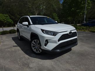 Used 2020 Toyota RAV4 XLE Premium video 1