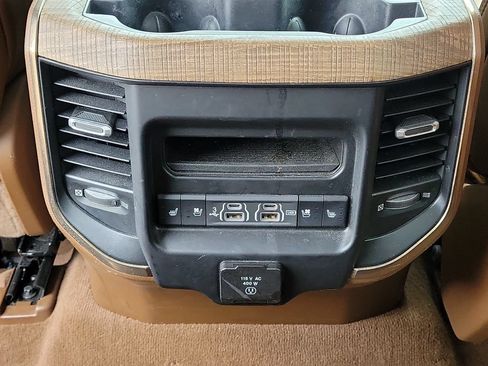 Used 2020 RAM 1500 Limited AWD/4WD image 12