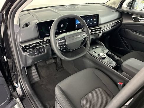 New 2026 Kia Sportage LX image 11